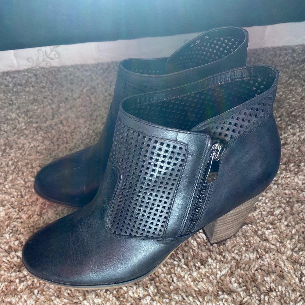 Boots - Picture 2 of 2